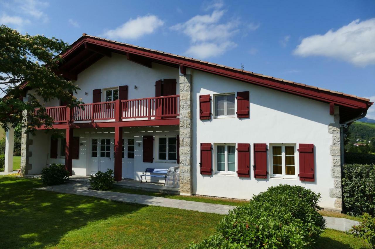 Baskoparadis I Eco-Gites I Calme I Vue I Anes I Jardin I Montagne I Nature Louhossoa Exterior photo