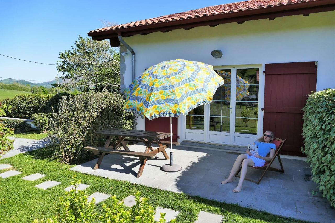 Baskoparadis I Eco-Gites I Calme I Vue I Anes I Jardin I Montagne I Nature Louhossoa Exterior photo
